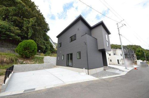 中野6丁目の駐車場|敷地広々42坪
駐車は2台可能です