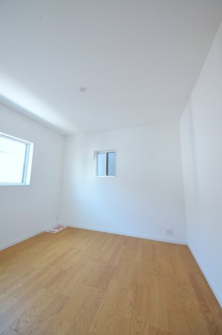 桜尾三丁目の洋室|全居室収納スペース有、お部屋が広く綺麗に使えます