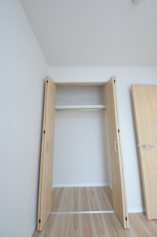 ライオンズマンション己斐本町の収納|廊下にも収納スペース有