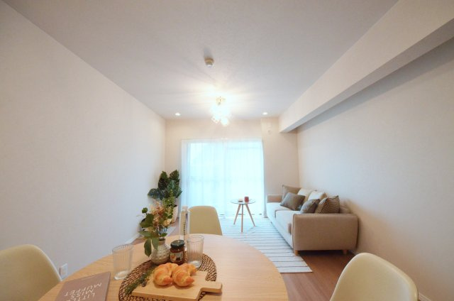 古江西町パークマンションの居間・リビング|令和7年10月リノベーション済の綺麗なお部屋です