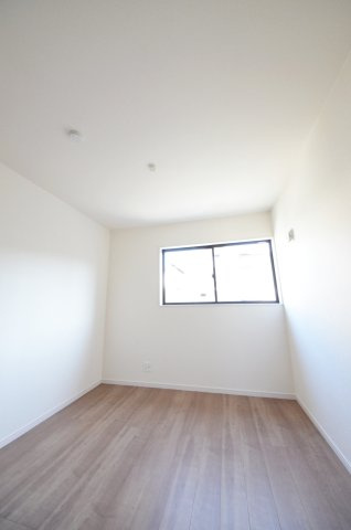 倉掛三丁目の洋室|全居室収納スペース有、お部屋が広く綺麗に使えます