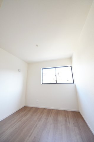 倉掛三丁目の洋室|全居室収納スペース有、お部屋が広く綺麗に使えます