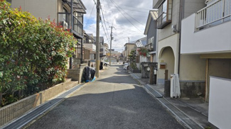 【前面道路含む現地写真】 | 茨木市見付山1丁目　戸建