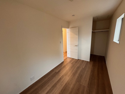 【洋室】 | LiveleGarden尾張旭市東印場町全5棟【仲介手数料無料　渋川小　西中】 | 今すぐのご案内可能です！→  0120-336-922　までお気軽にお問い合わせください。