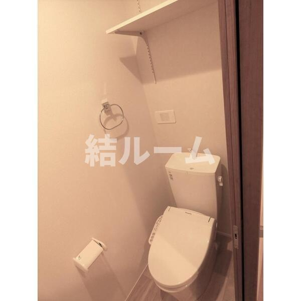 豊島区巣鴨１丁目の賃貸マンションのトイレ