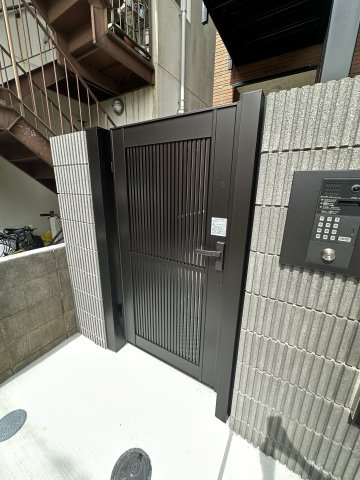 ベル エスペースのエントランス|オートロック＆ＴＶモニターホンでセキュリティーもバッチリ★