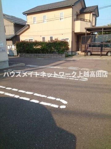 ヴィラージュ・Ｋの駐車場|駐車場