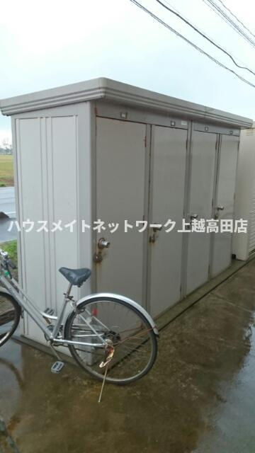 ヴィラージュ・Ｋの設備|外部物置