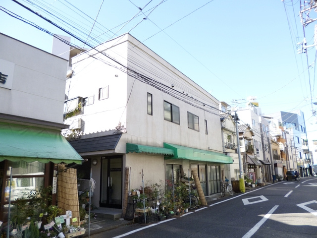 メゾン・ドゥ・エノモトの外観|王子駅より徒歩７分です☆