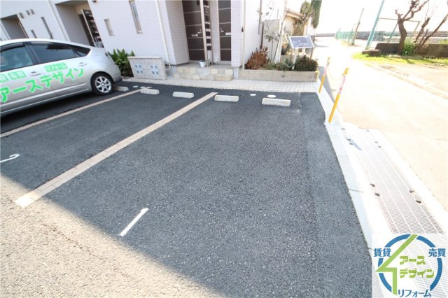 エトワールの駐車場