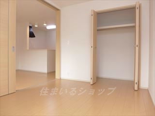 広島市安佐北区上深川町のアパートの収納