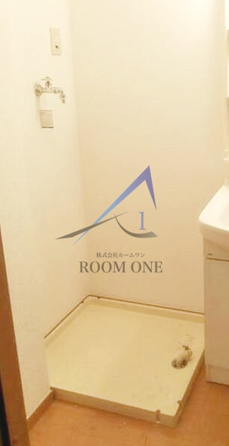 ステラ中央の設備|洗濯機置き場です。