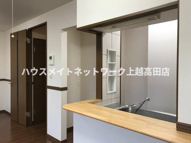 ディア・ハート Ａ棟の居間・リビング|ＬＤＫ