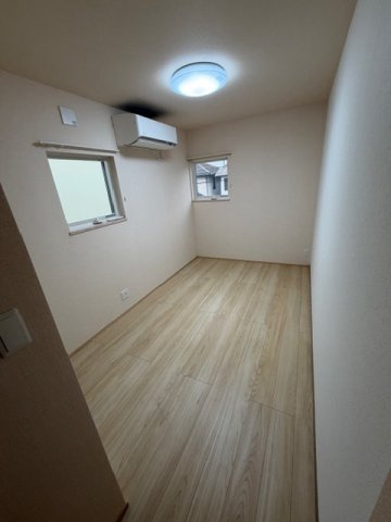 一宮市今伊勢町馬寄字上畑田の中古一戸建の洋室