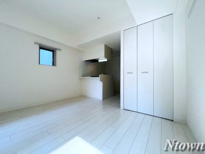 【居間・リビング】 | プレサンス錦プレミアム | おしゃれな居間です