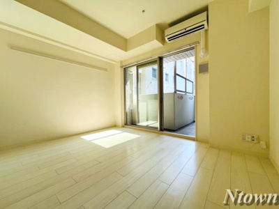 【居間・リビング】 | プレサンス錦プレミアム | ゆったり過ごせる居間です