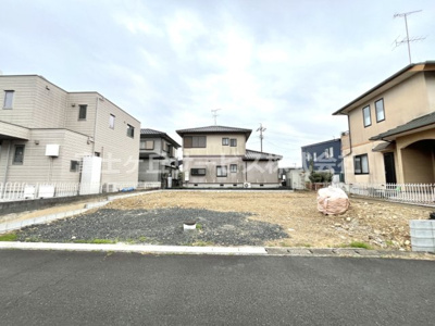 【外観】 | 磐田市西島 2期 新築一戸建て | 現在建築中の外観画像です。ご内覧は同じメーカーの完成物件へご案内いたしますので、いつでもご相談ください！