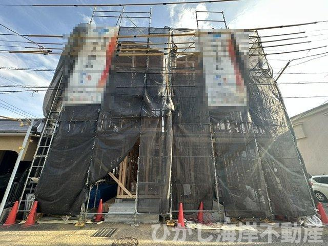 平塚市立野町　新築戸建　全２棟の外観|6月2日撮影　建築中　現地外観