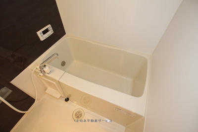 【浴室】 | セゾンコート | コンパクトで使いやすいお風呂です
セゾンコート　203号室　2014/11/24撮影