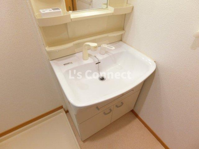 【洗面所】 | サニーブライト | 朝の支度もスムーズな独立洗面台。