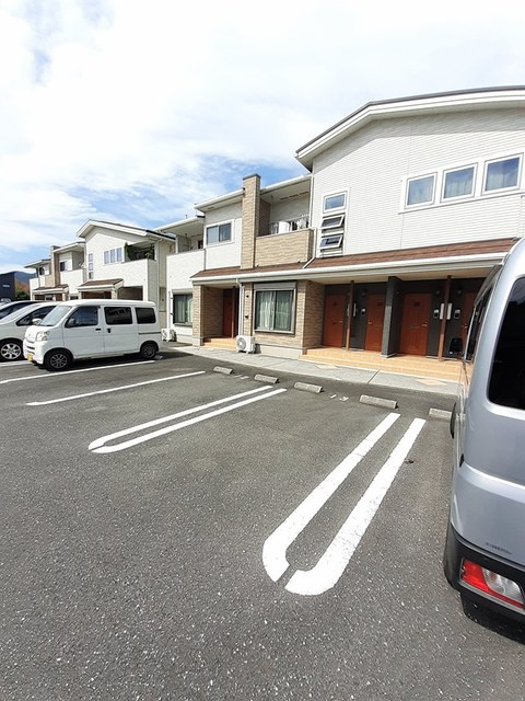 グランハピネス　Ⅴの駐車場|駐車場