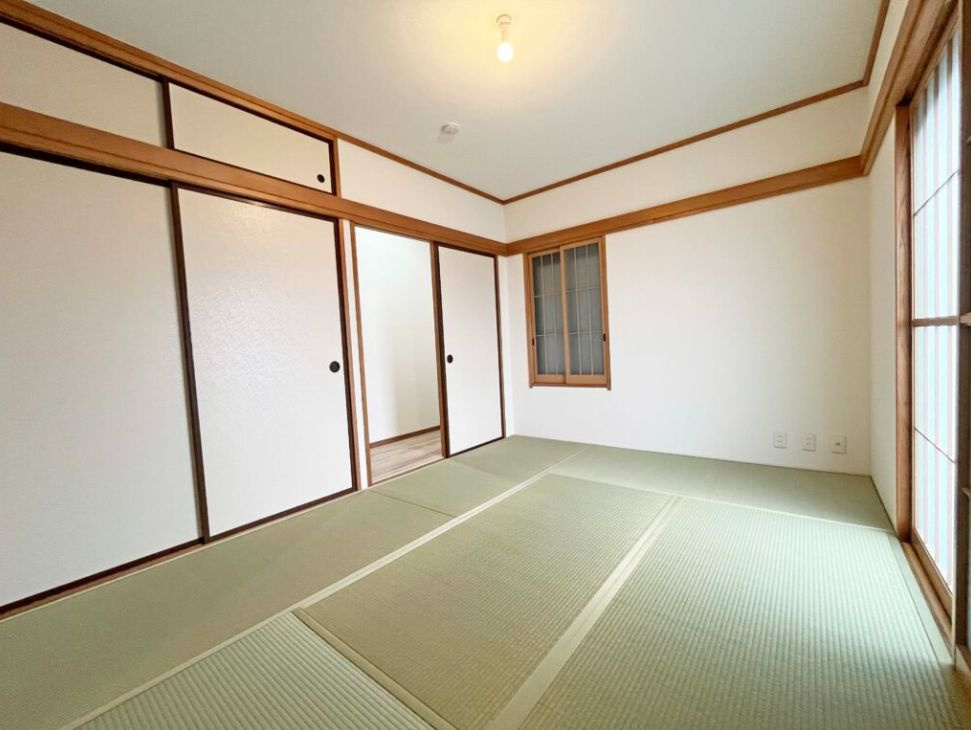 厚木市三田南３丁目　中古戸建の和室|きれいな和室です