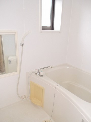 ビックイースト Bの浴室