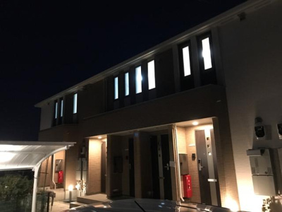 【外観】 | クッカ～ｋｕｋｋａ～ | 外観写真（夜）