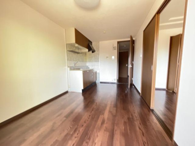 【居間・リビング】 | メゾン・アイリス | リビング