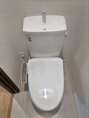 温水洗浄便座