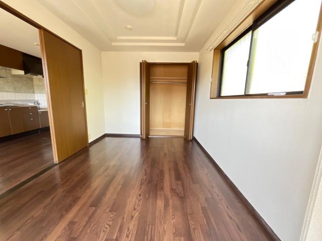 メゾン・アイリスの居間・リビング|リビング