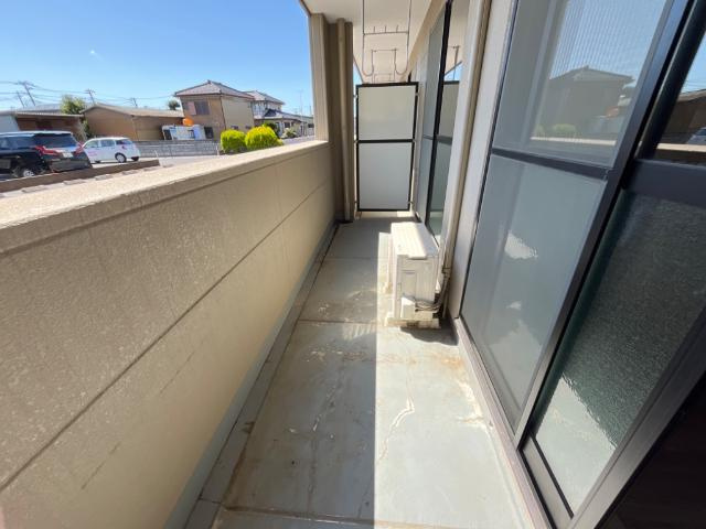 メゾン・アイリスのその他|ベランダ