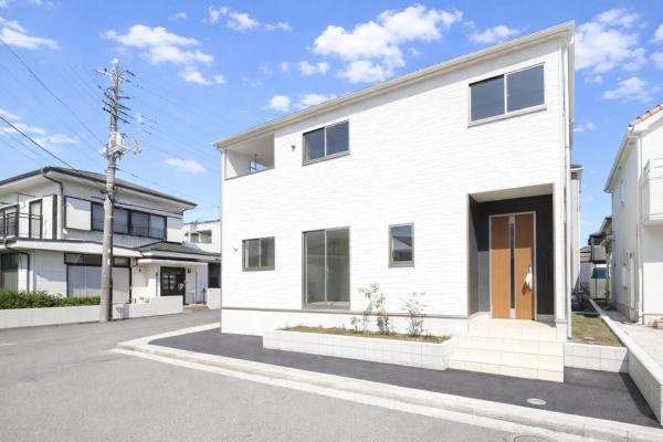 横浜市瀬谷区橋戸３丁目の新築一戸建の前面道路含む現地写真|陽当りの良さ、住環境を現地にてご確認下さい！
周辺環境も合わせてご案内させて頂きます！