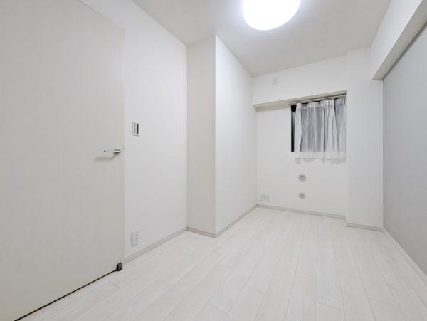 クオス金沢八景レジデンシャルステージの洋室|落ち着きのある洋室です！
休日はこちらでおくつろぎ下さい♪