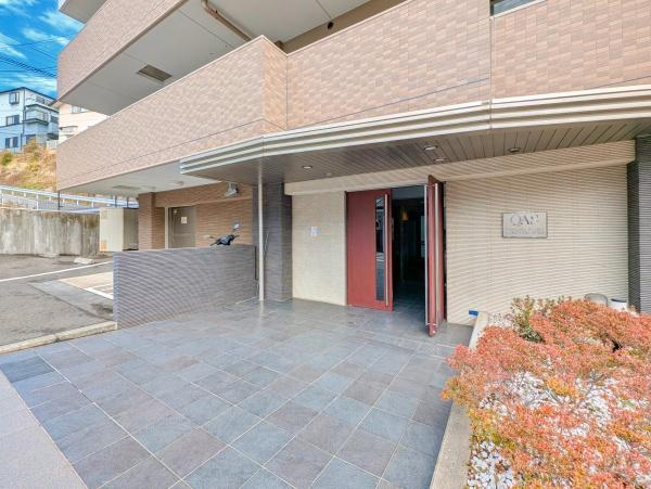 クオス金沢八景レジデンシャルステージのエントランス|エントランスにはオートロックがついており、防犯面も安心！
清掃も行き届いています
