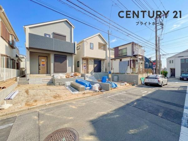 横浜市南区中里４丁目の新築一戸建の前面道路含む現地写真|同仕様物件のご案内をさせて頂きます。
お車でご自宅まで送迎承ります。