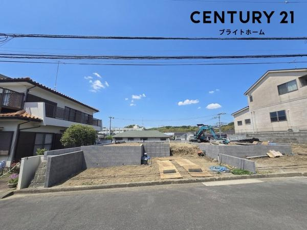 横浜市戸塚区下倉田町の新築一戸建の前面道路含む現地写真|閑静な住宅街につき住環境良好です♪