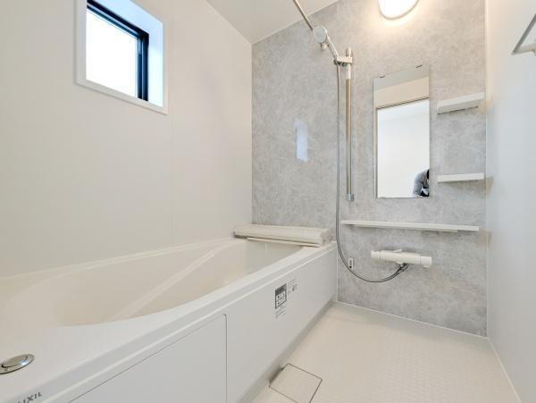 横浜市戸塚区下倉田町の新築一戸建の外観：施工例|同じ施工会社が建築した施工例です。