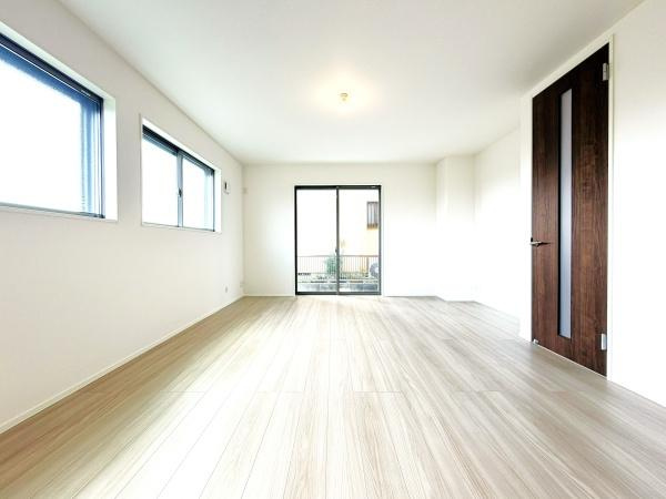 横浜市旭区鶴ケ峰２丁目の新築一戸建の外観：施工例|同じ施工会社が建築した施工例です。