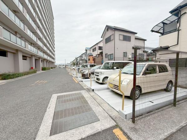【その他共用部分】 | ファミールハイツ上野芝3番館 | 現地駐車場部分になります！