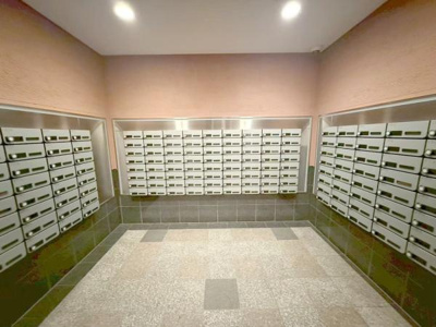 【その他共用部分】 | ファミールハイツ上野芝3番館 | 清潔に維持されている共用部。住む方のマナーの良さが感じられます！