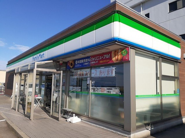エムティハウスⅥの周辺|ファミリーマート魚津北鬼江西店まで750m