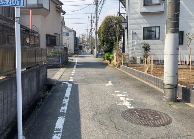 【展望】 | 桜や紅葉の名所に出かける人は多いと思いますが、家にいながら季節の移ろいを感じる生活を送りませんか？リビングや窓から見える景色が生活を彩るワンポイントに！現地から見える景色を堪能してみては如何でしょう。