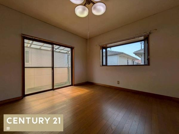 和歌山市和歌浦東2丁目　中古戸建の洋室
