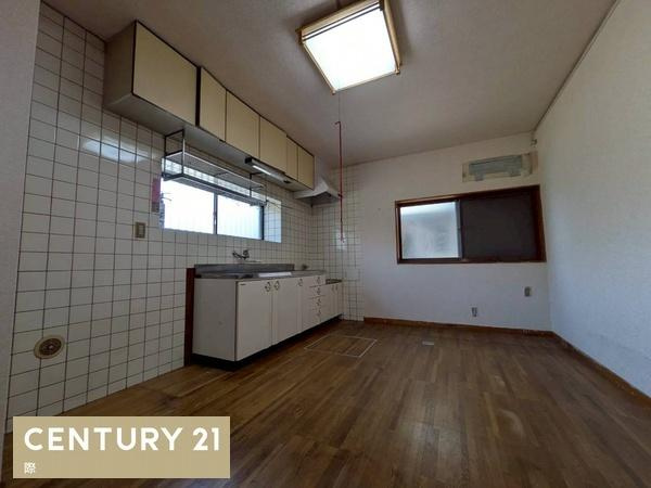和歌山市和歌浦東2丁目　中古戸建のキッチン