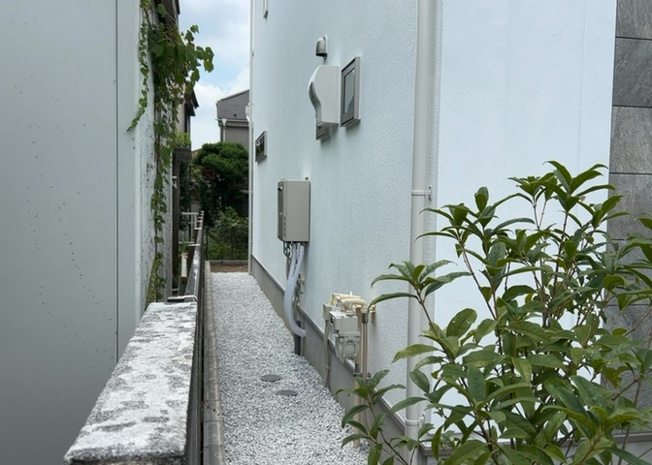 【発電・温水設備】 | 省エネ給湯器とは従来型の給湯器より熱効率が高く、少ない燃料でたくさんのお湯を沸かすことが出来る高効率な給湯器のことを指します。また、省エネ給湯器には種類があり、利便性や効果なども様々です。