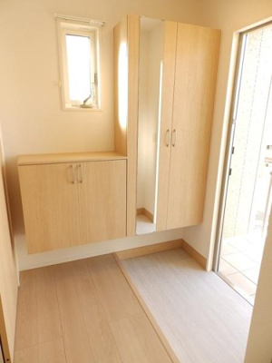 【玄関】 | Ｄ－ＲＯＯＭ桂木戸建借家Ⅱ