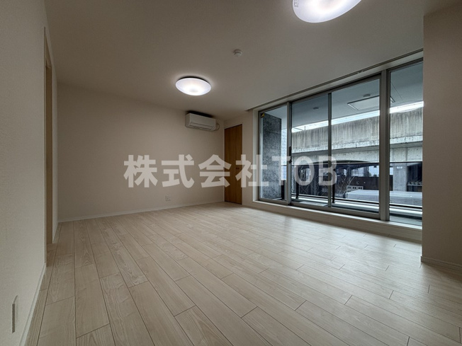 【居間・リビング】 | D-residence稲城-ディーレジデンスイナギ- | LDK18.2帖