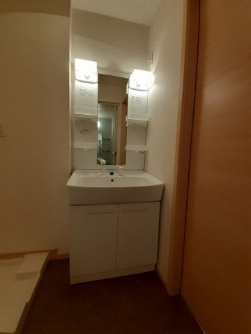 サンプラス　Ｋの洗面所