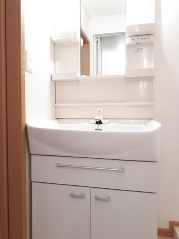 エレガンス喜入Ａの洗面所